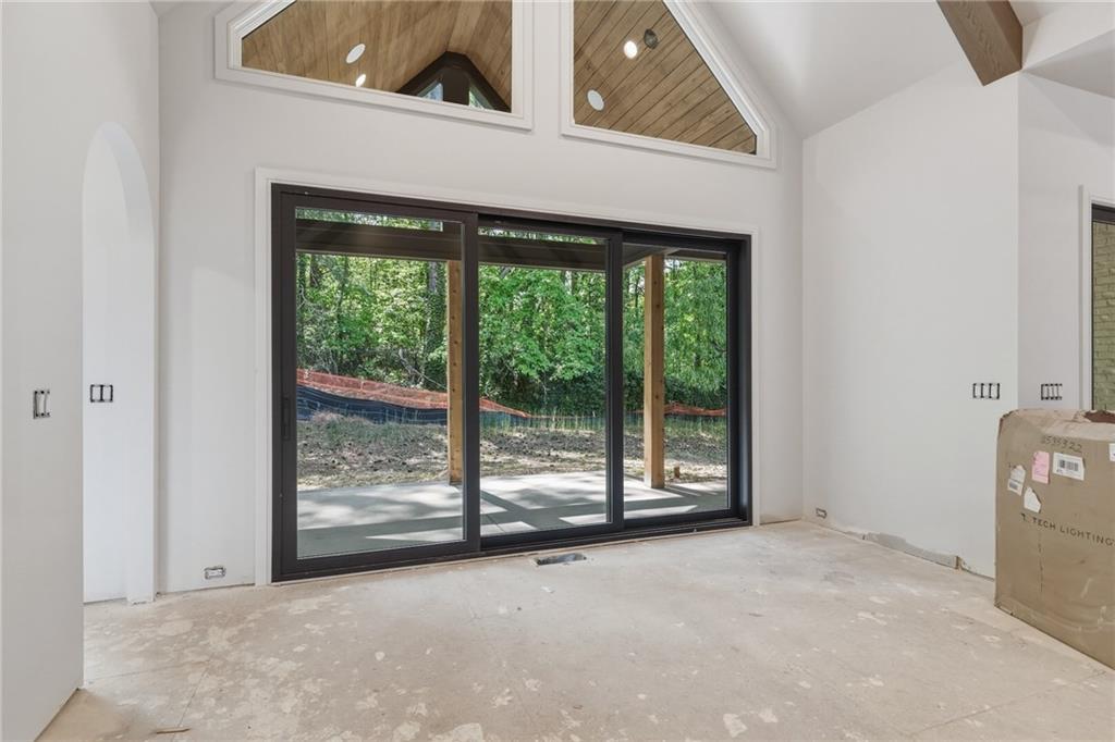 720 Edgewater Trail