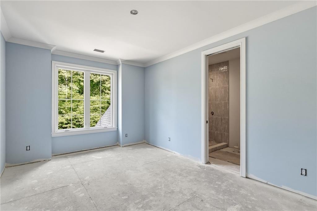 720 Edgewater Trail