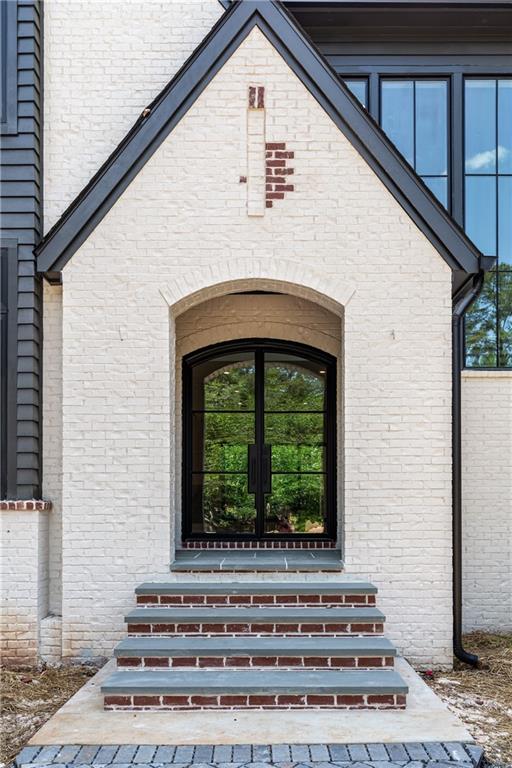 720 Edgewater Trail