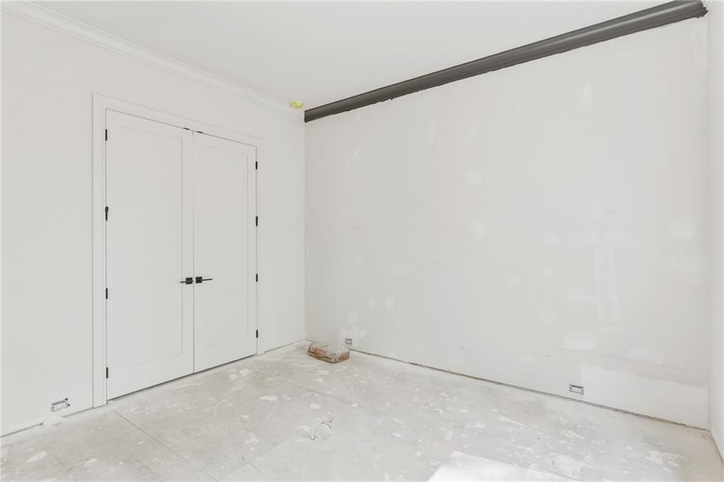 720 Edgewater Trail