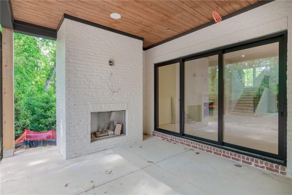 720 Edgewater Trail