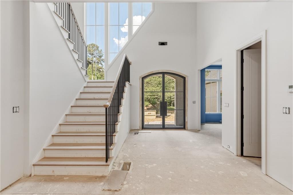 720 Edgewater Trail
