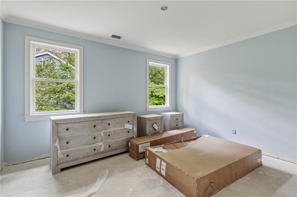 720 Edgewater Trail