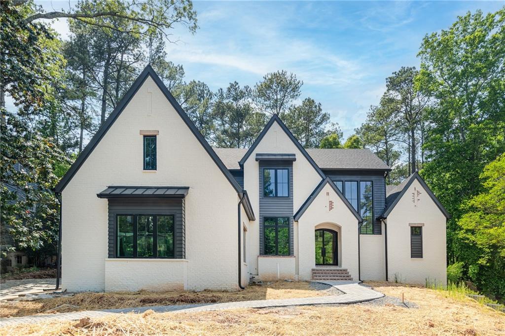 720 Edgewater Trail