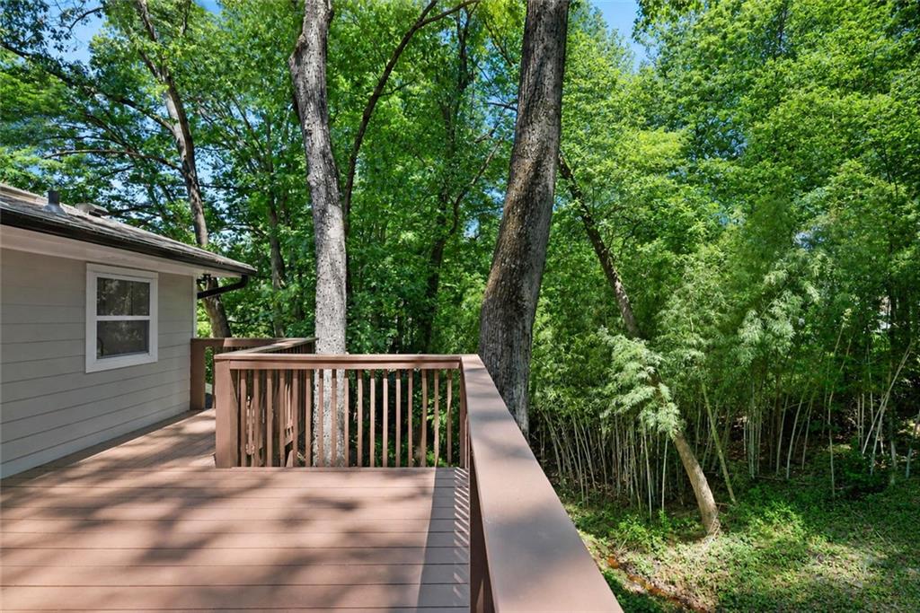 110 Bonnie Lane NE