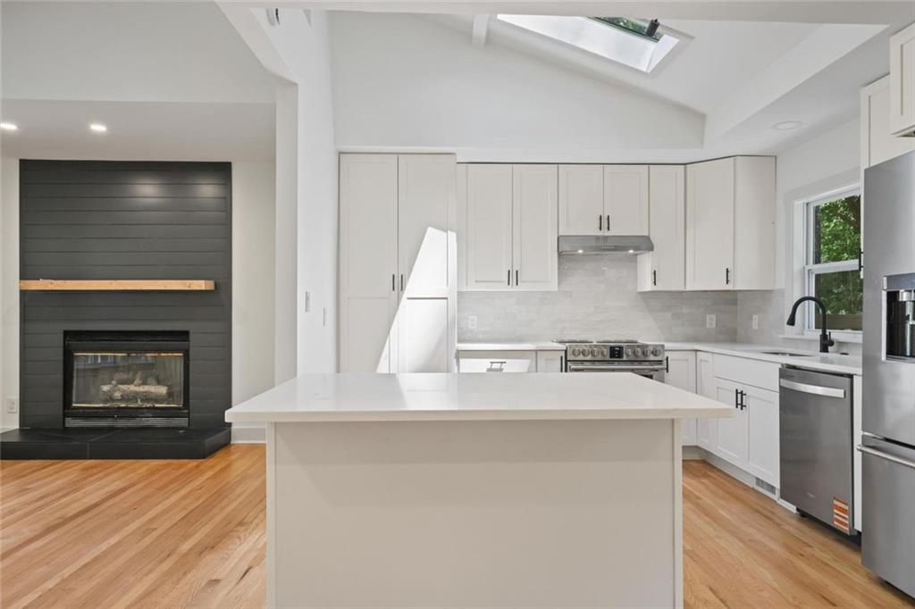 110 Bonnie Lane NE