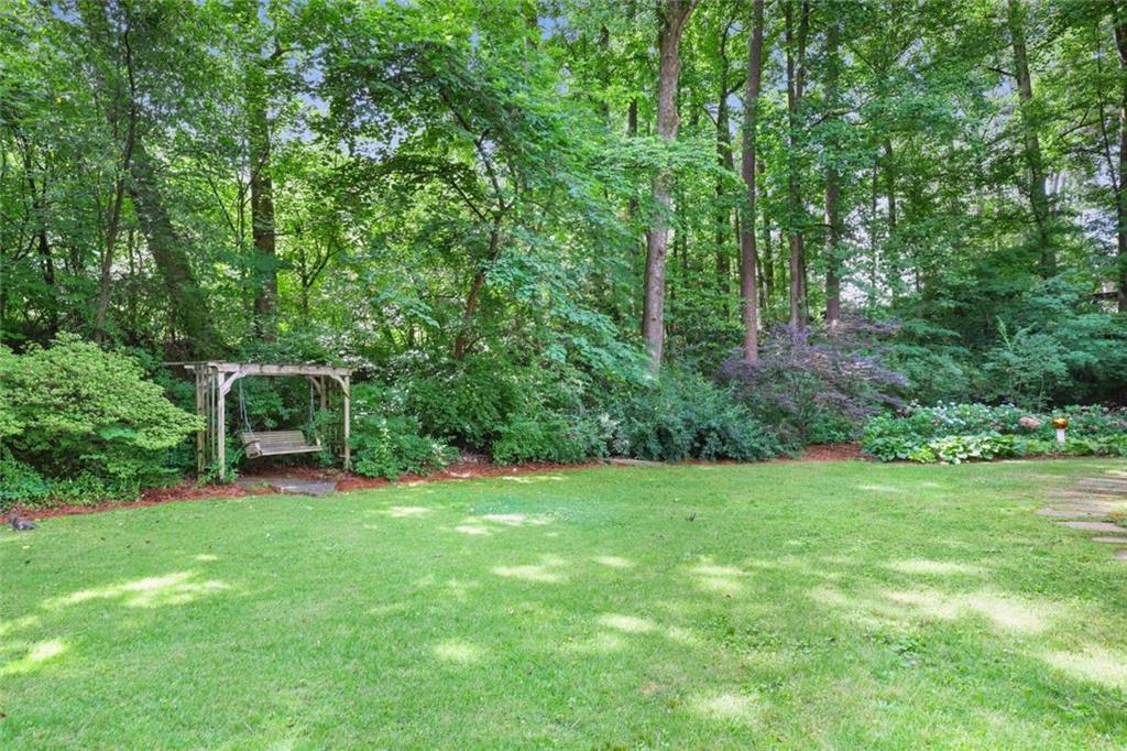 132 NW Underwood Drive NW