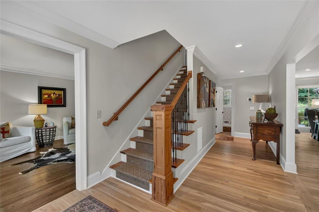 1018 Redfield Lane