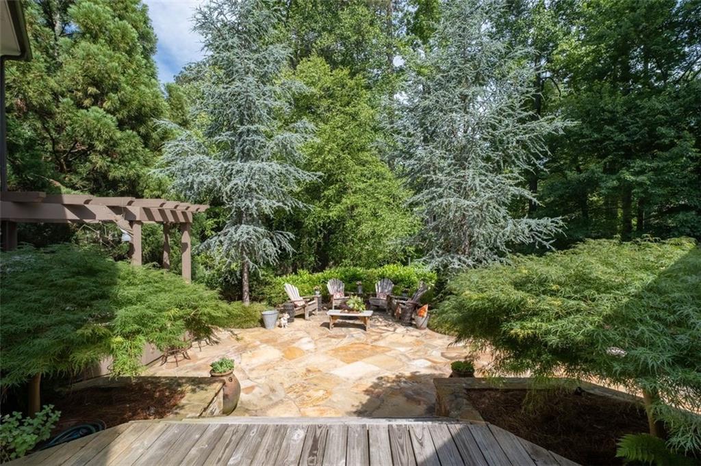 1018 Redfield Lane