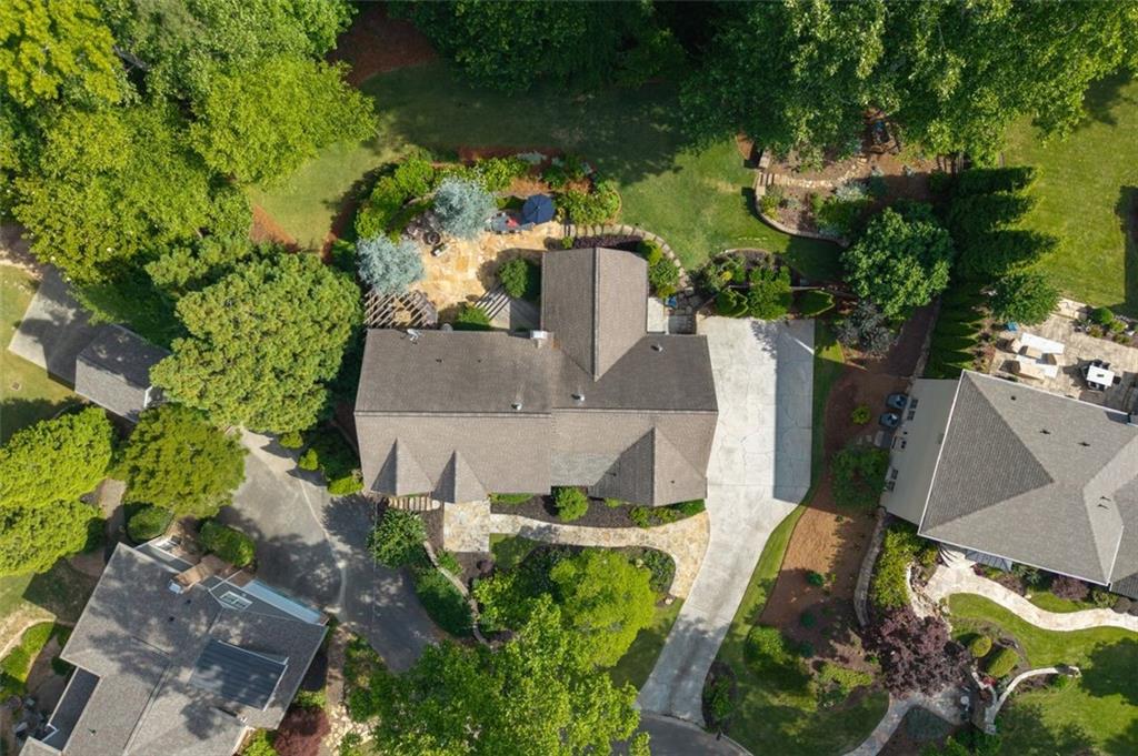 1018 Redfield Lane