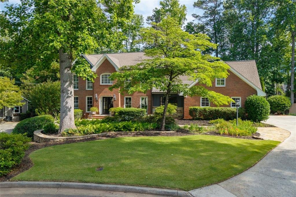 1018 Redfield Lane