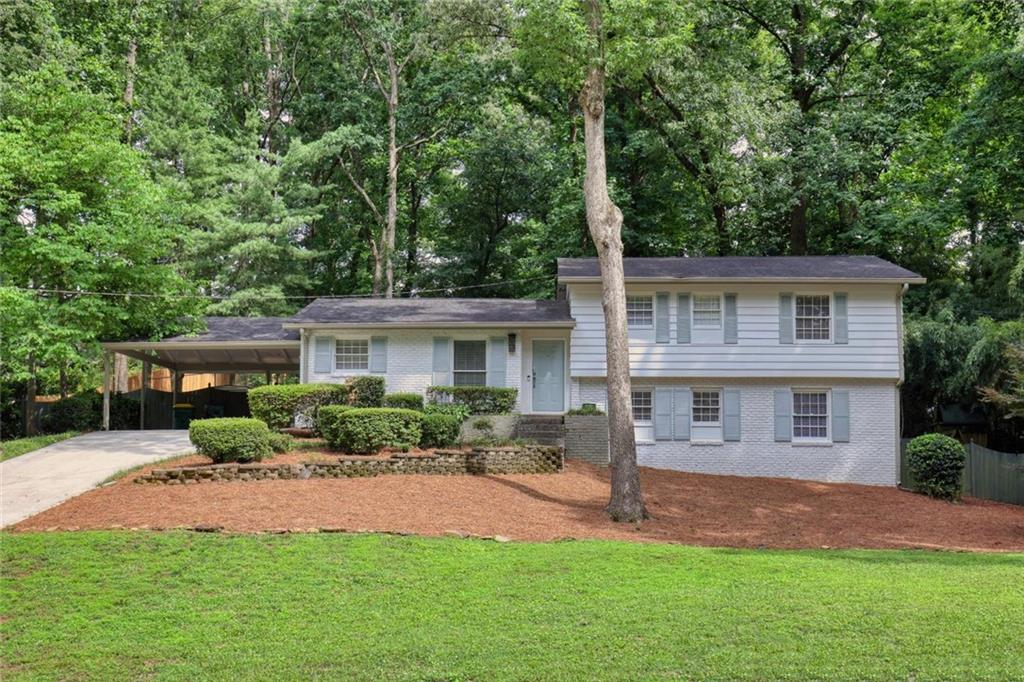 90 Bonnie Lane NE
