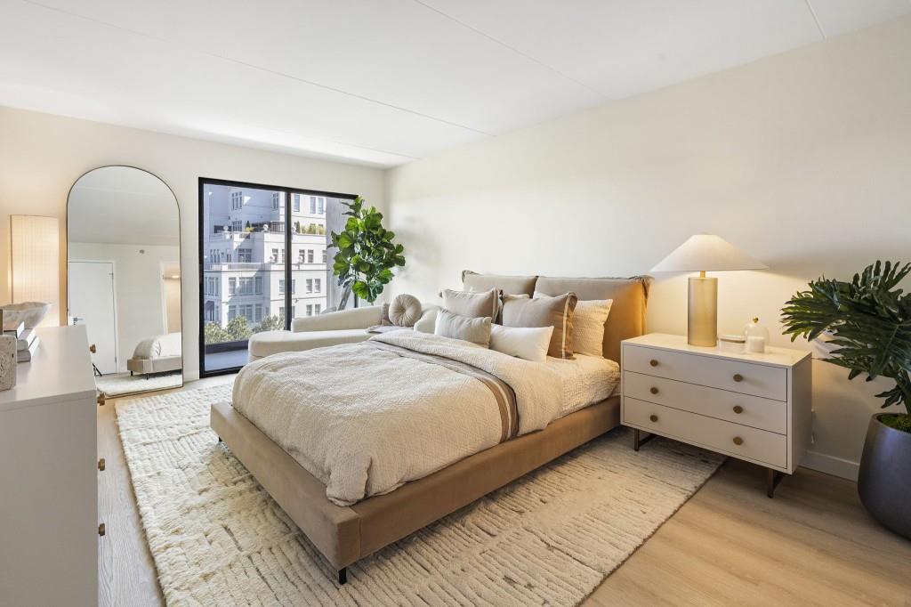 2460 Peachtree Road NE Unit PH-09