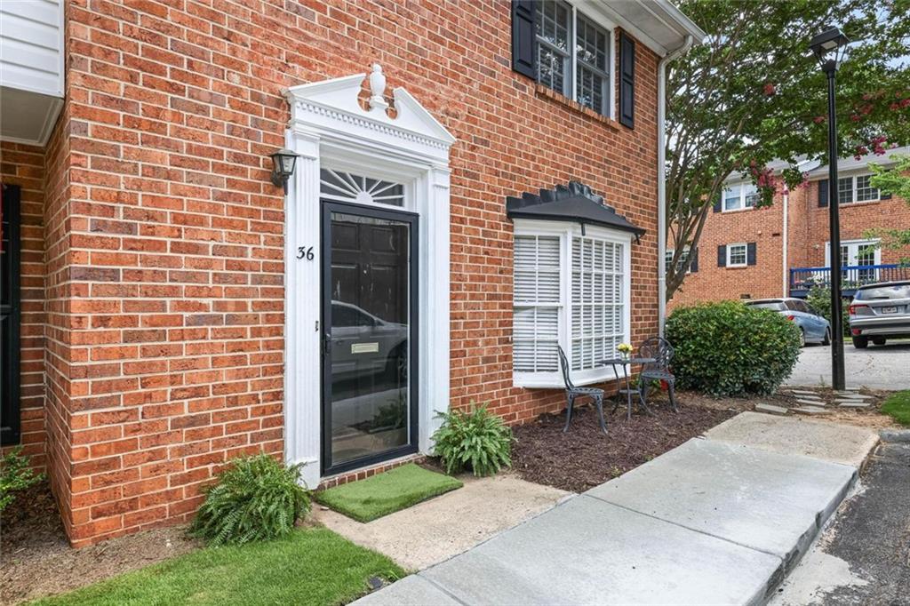 6520 Roswell Road Unit 36