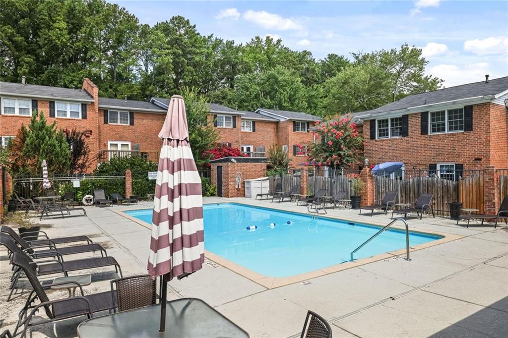 6520 Roswell Road Unit 36