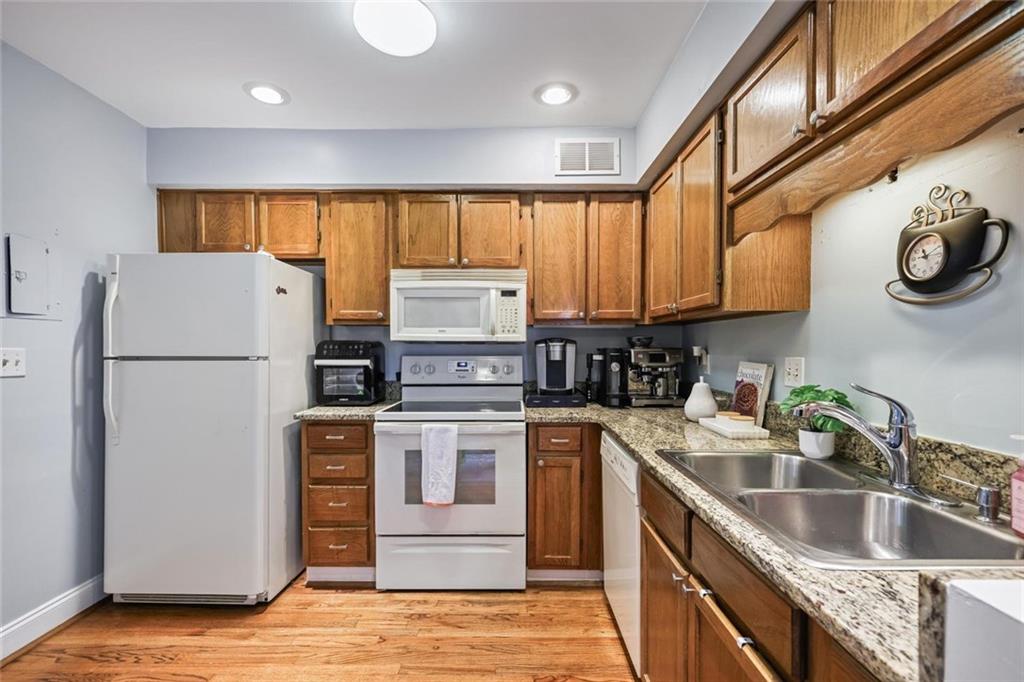 6520 Roswell Road Unit 36