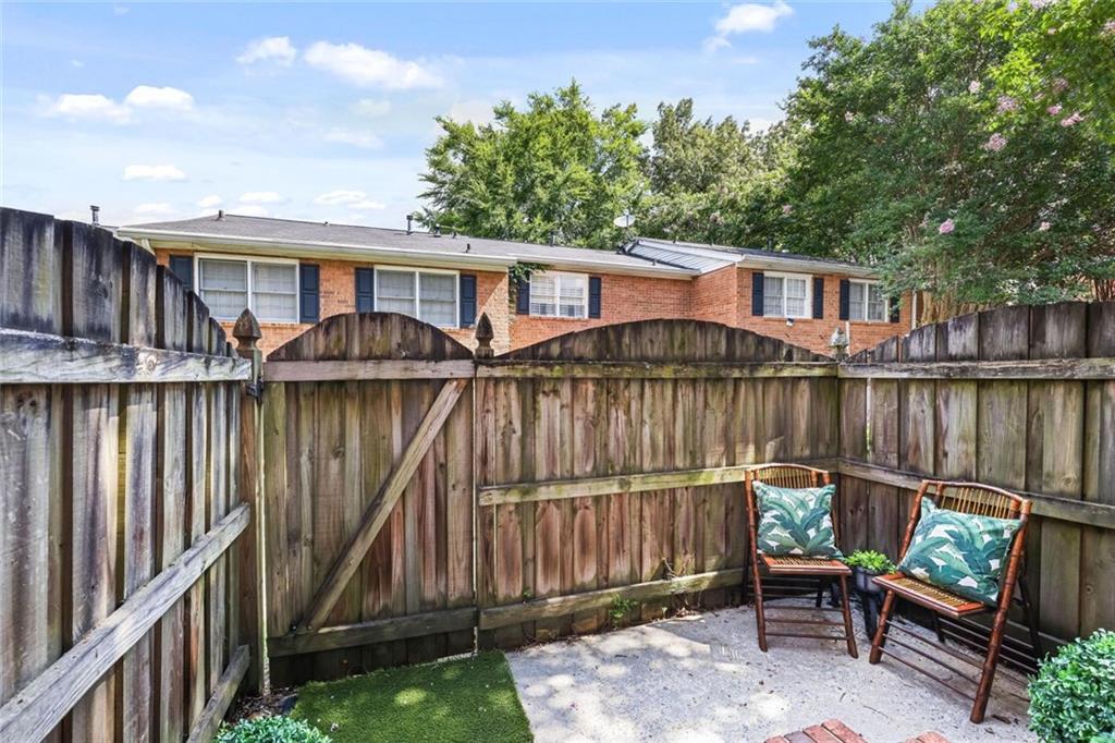6520 Roswell Road Unit 36