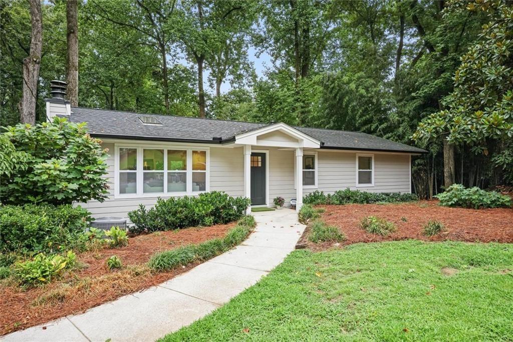 110 Bonnie Lane NE