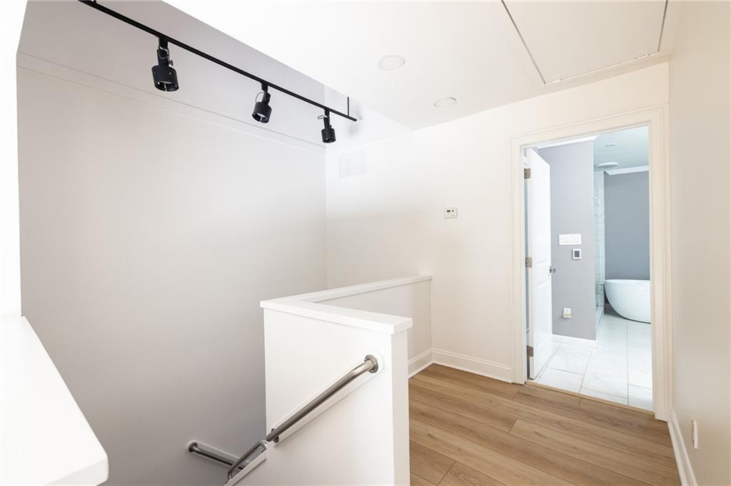 1018 Riverbend Club Drive SE Unit 18