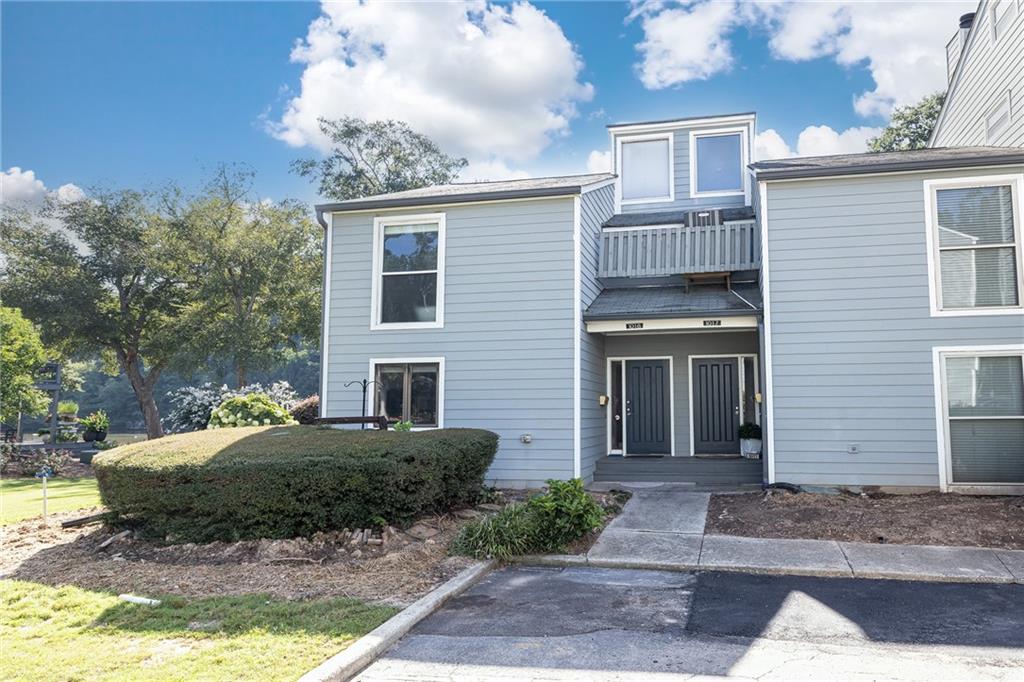 1018 Riverbend Club Drive SE Unit 18