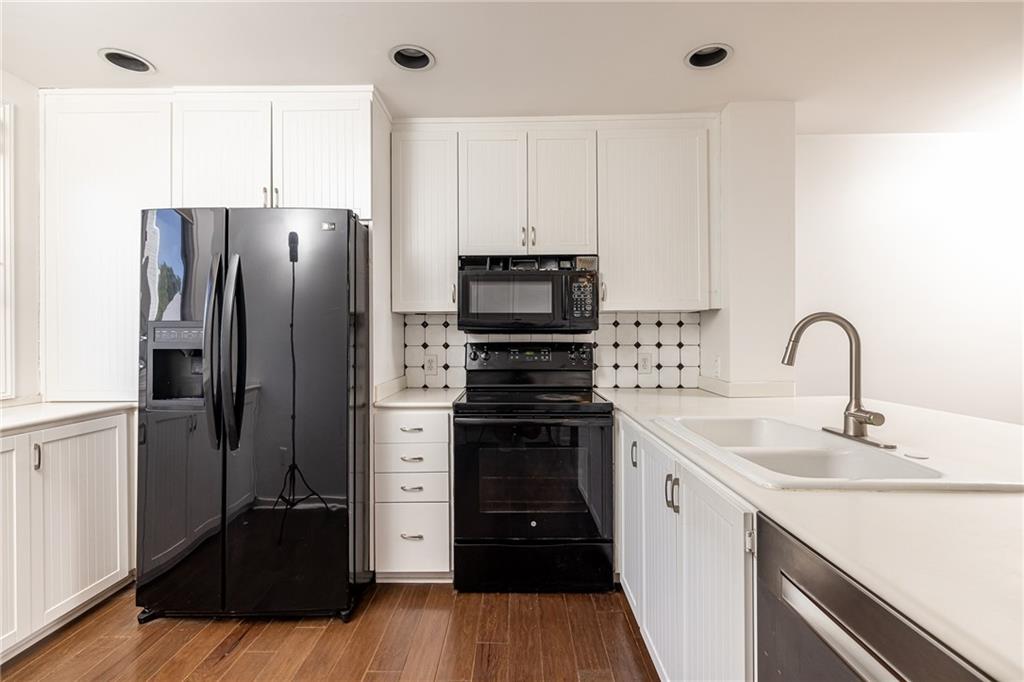 1018 Riverbend Club Drive SE Unit 18