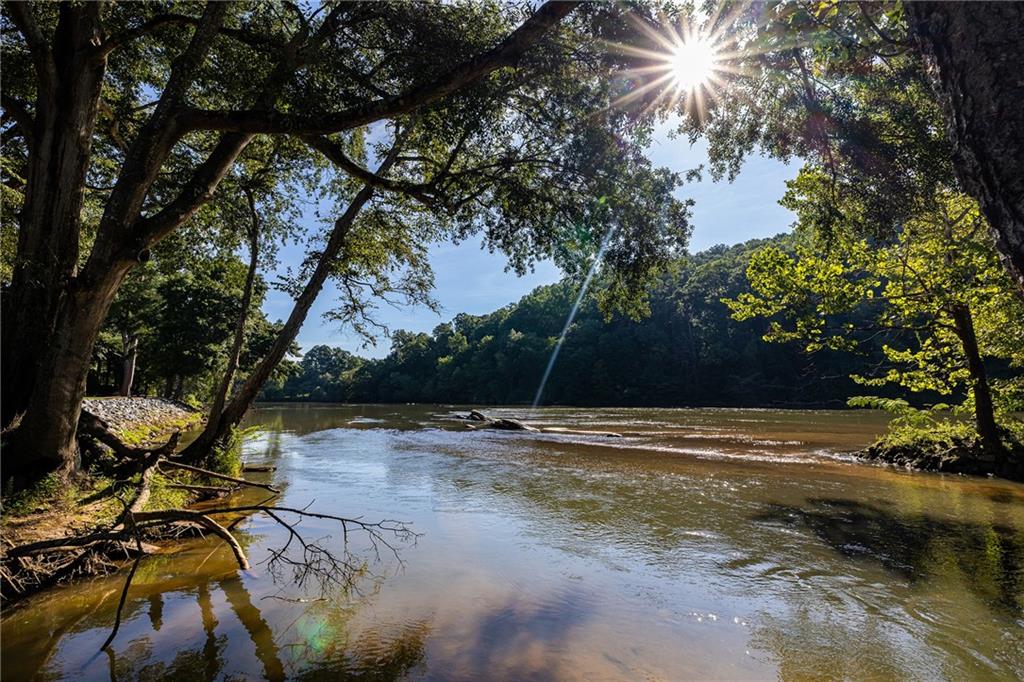 1018 Riverbend Club Drive SE Unit 18