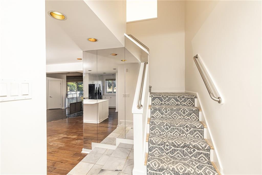 1018 Riverbend Club Drive SE Unit 18
