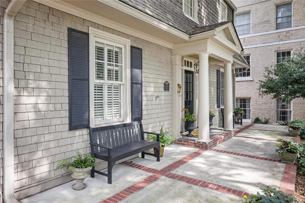 2218 Peachtree Road NW