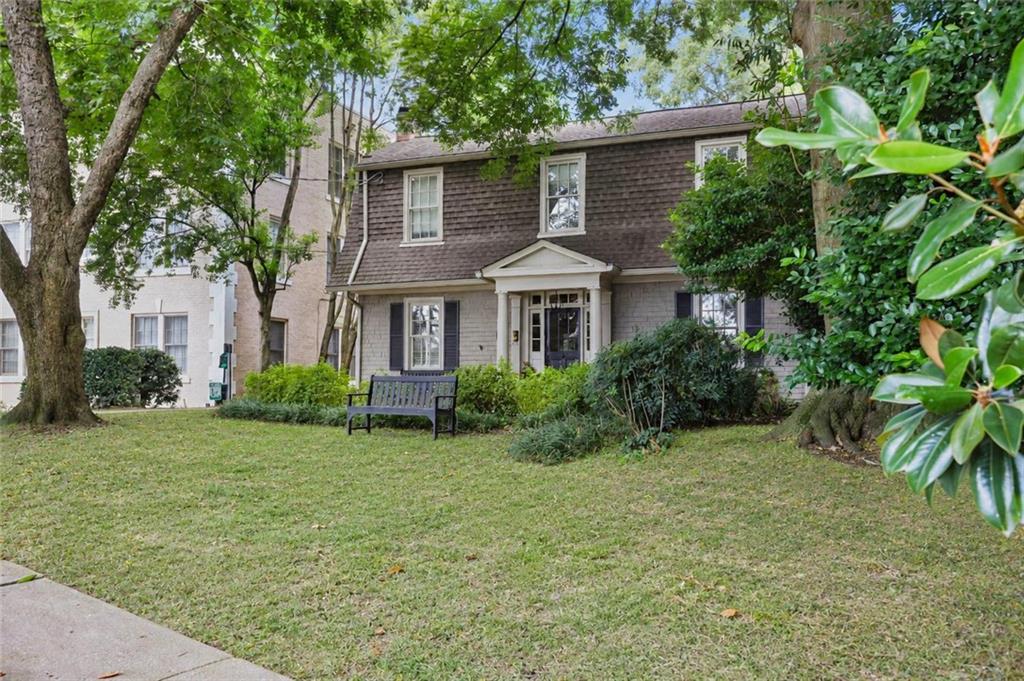 2218 Peachtree Road NW