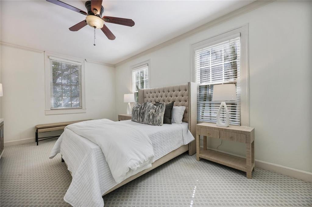2218 Peachtree Road NW