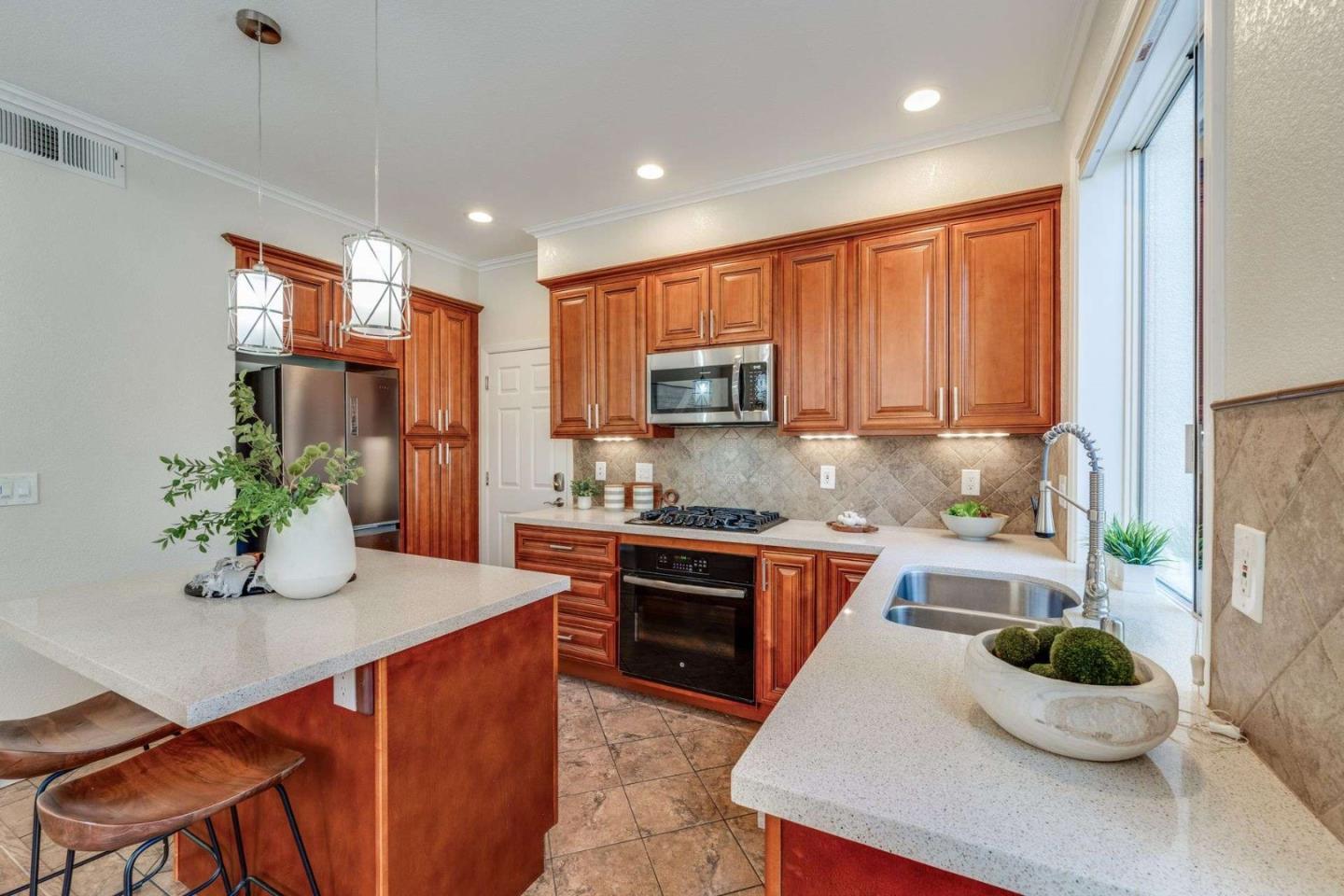 105 Chetwood DR