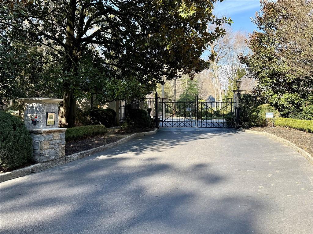 675 W Paces Ferry Unit#10 Road NW