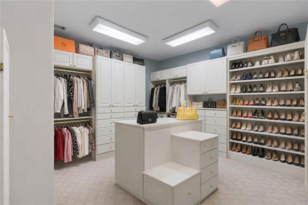 675 W Paces Ferry Unit #10 Road NW