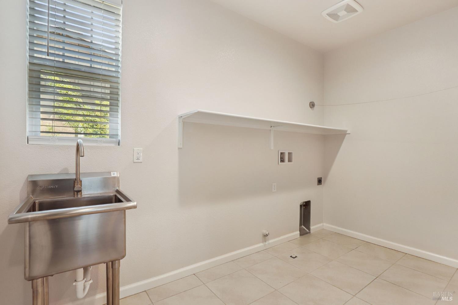 1110 Legion Ct