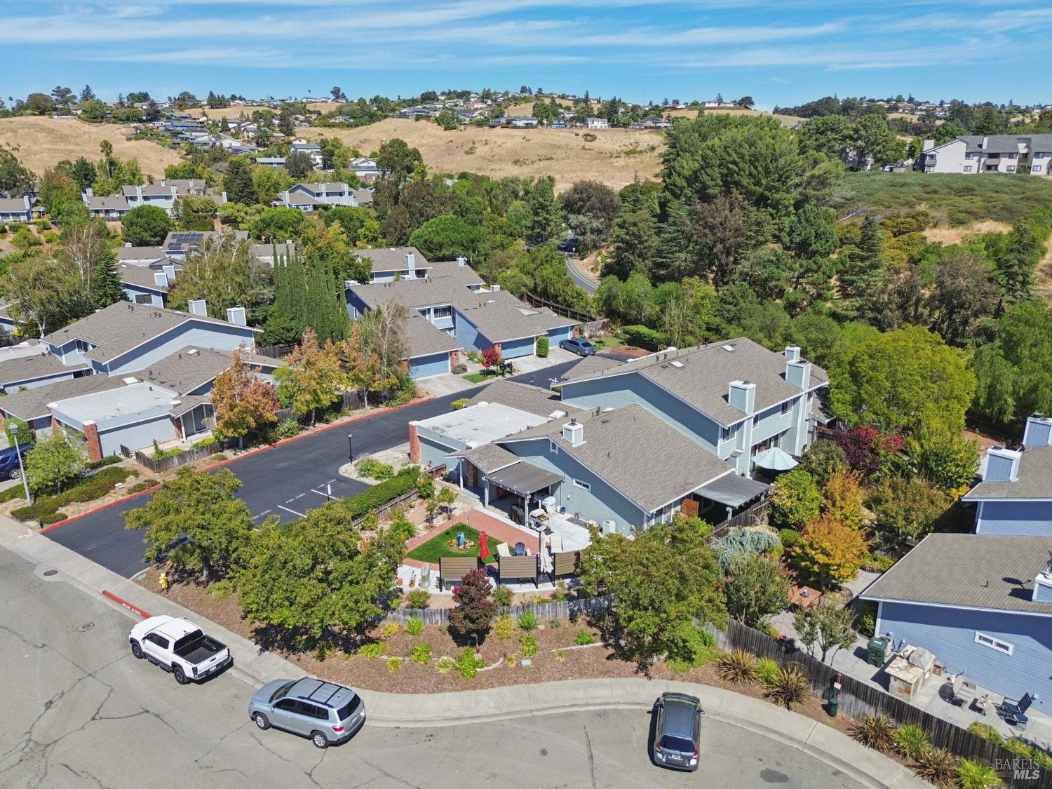 1736 Stuart Ct