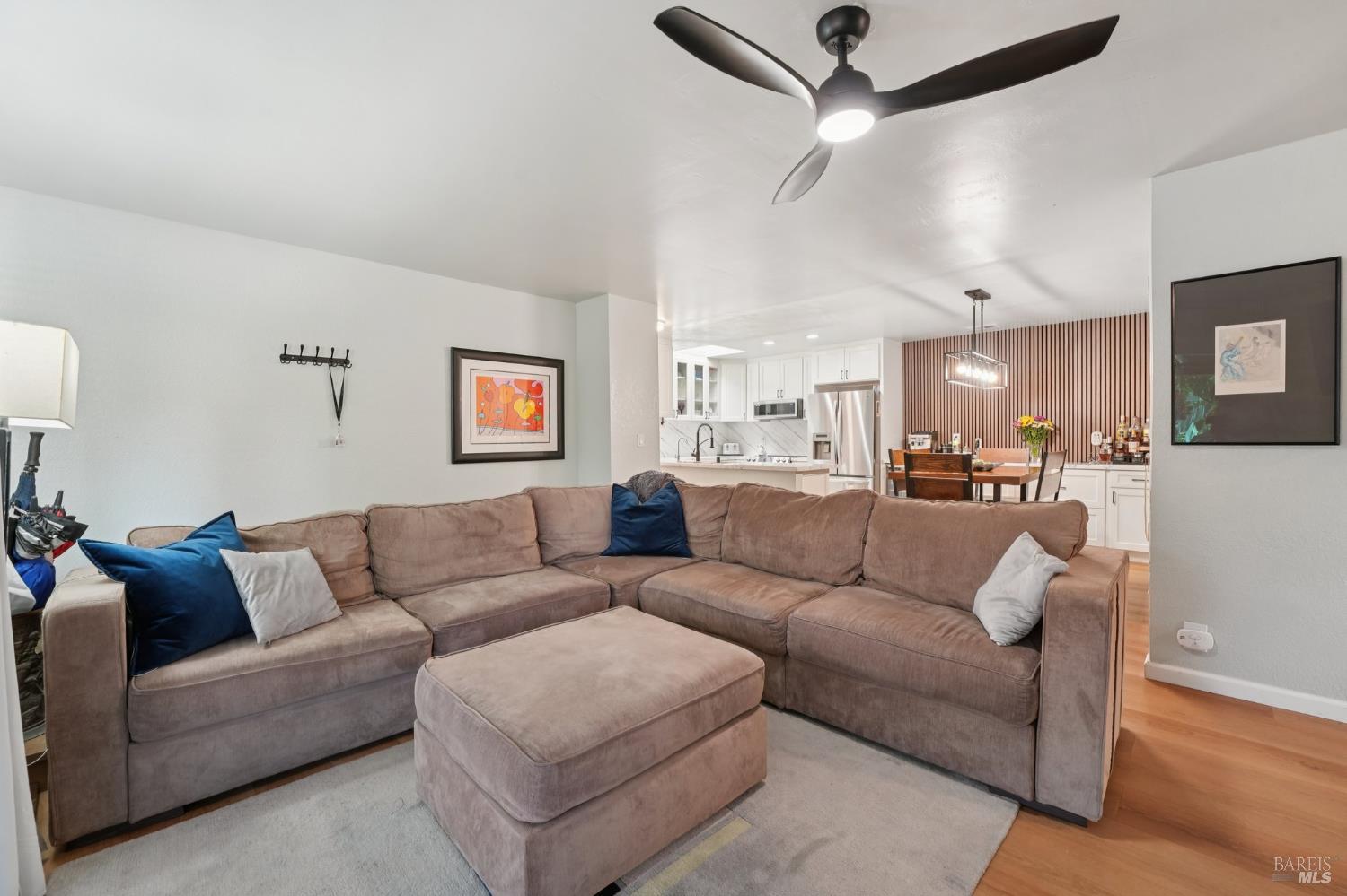 1736 Stuart Ct