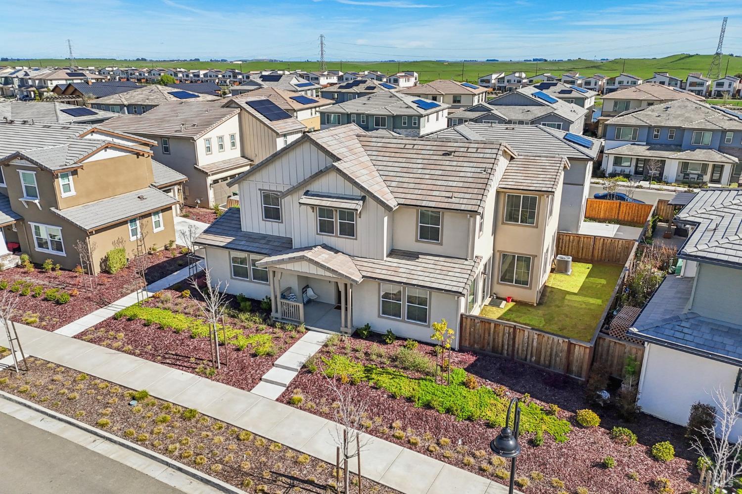 2464 Lake Club Drive