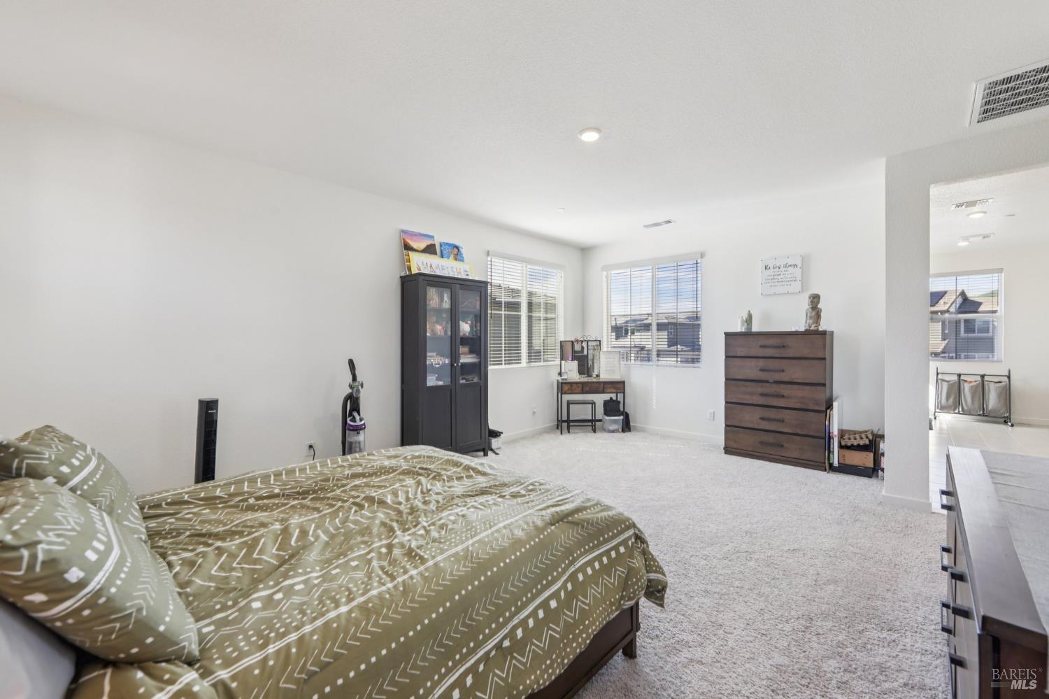 2464 Lake Club Drive