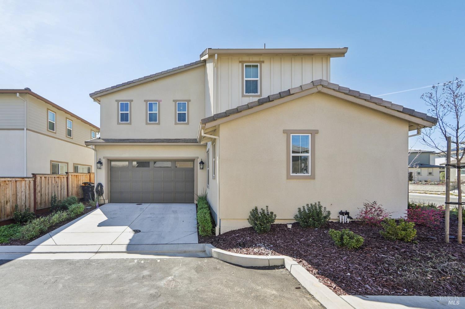 2464 Lake Club Drive