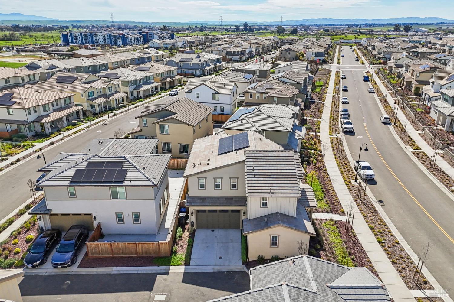 2464 Lake Club Drive