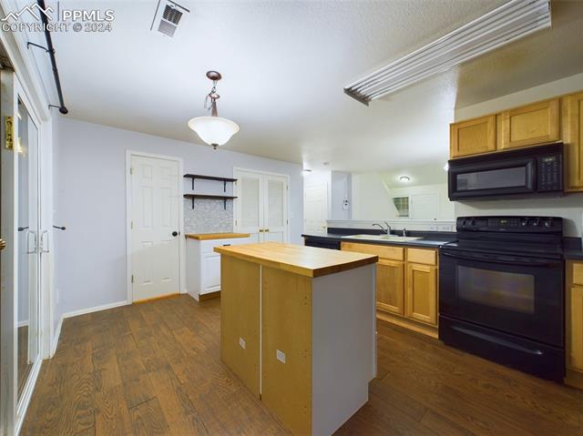 6450 Rockville Drive