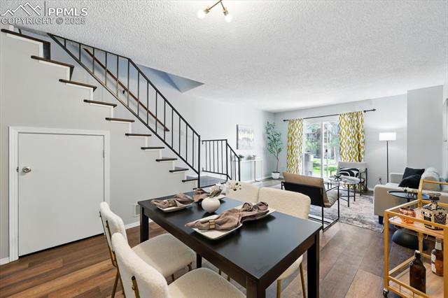 3525 Queen Anne Way