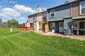 3525 Queen Anne Way
