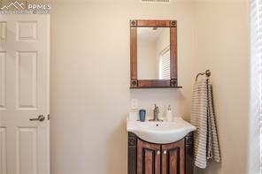 1075 Wisdom Heights