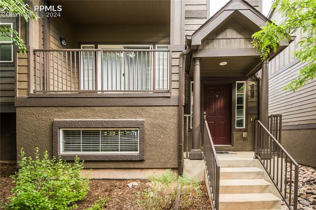1075 Wisdom Heights
