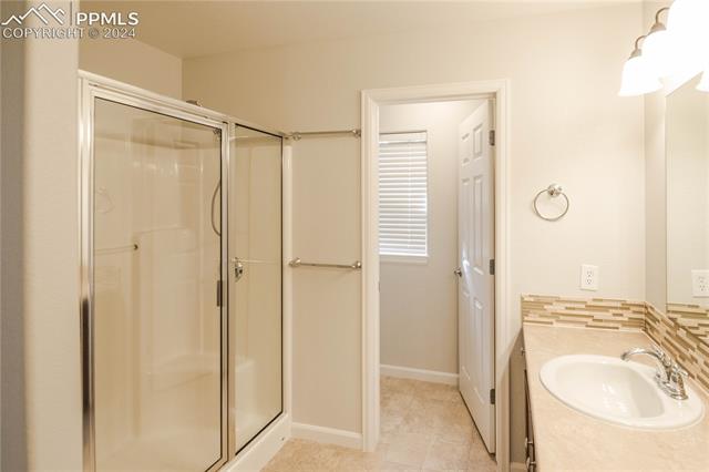 1075 Wisdom Heights
