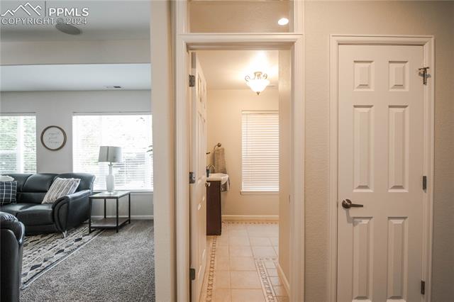 1075 Wisdom Heights