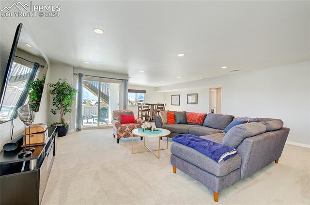 11656 Spectacular Bid Circle