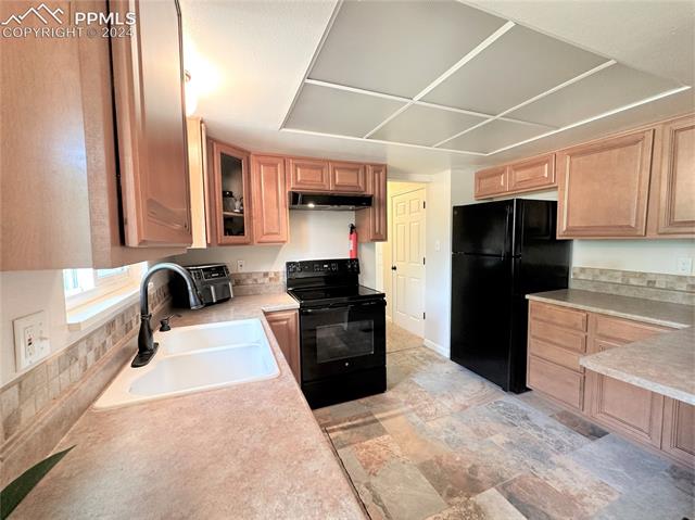 4034 Ridge Drive