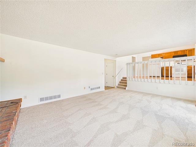 5572 S Zeno Court